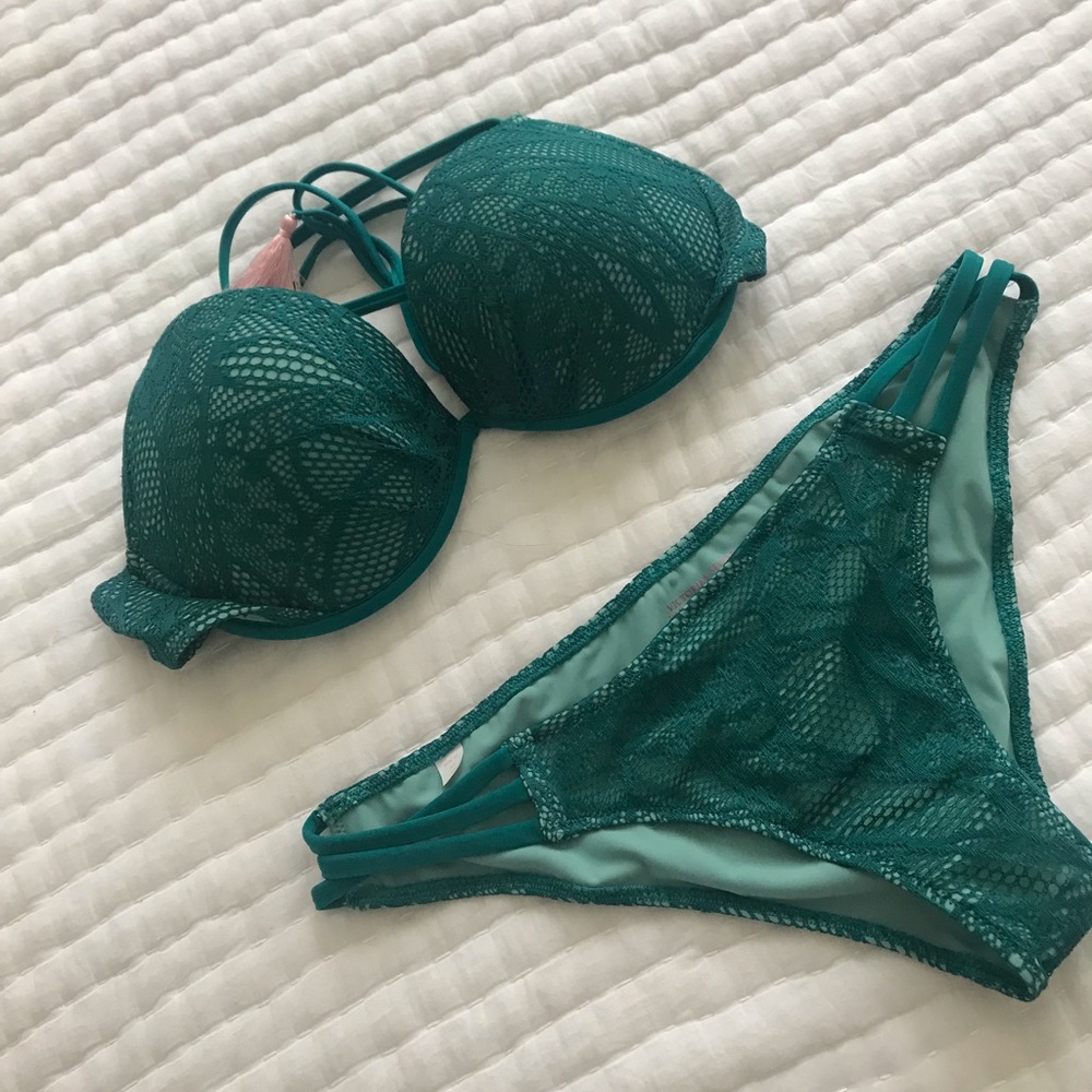 VS Swimsuit  👙